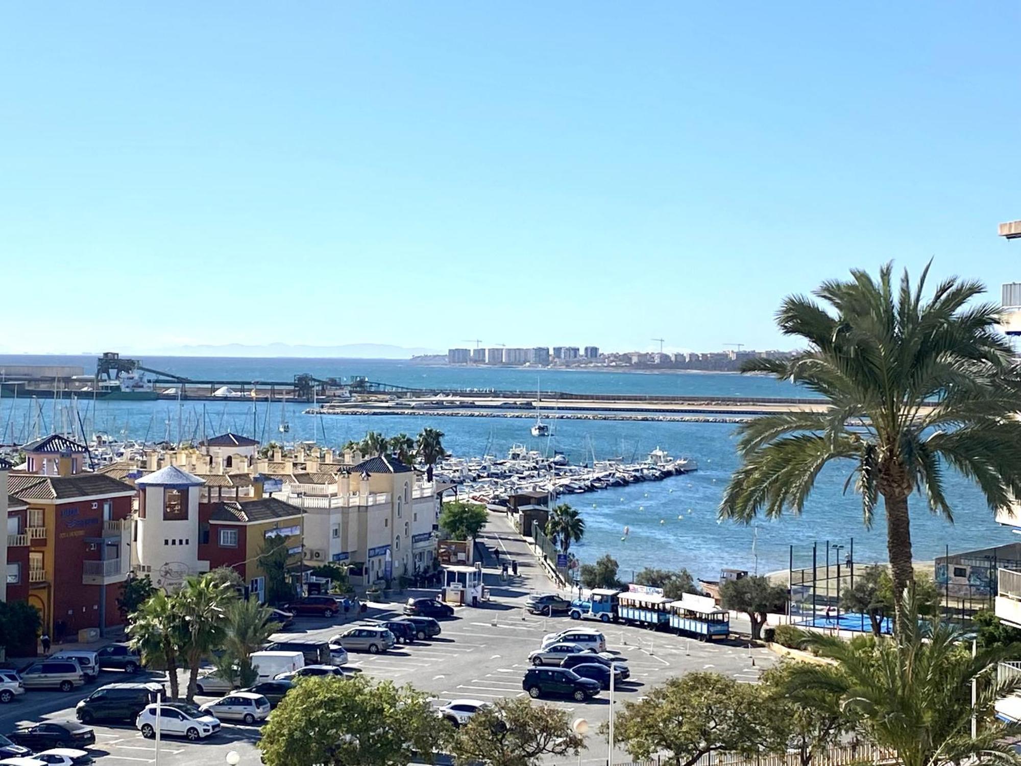 Apartment Luxury With Sea View Puerto Torrevieja